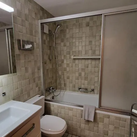 شقة Chesa Bellaval, Haus Leivra 2 1 2-zimmerwohnung سيلفابلانا