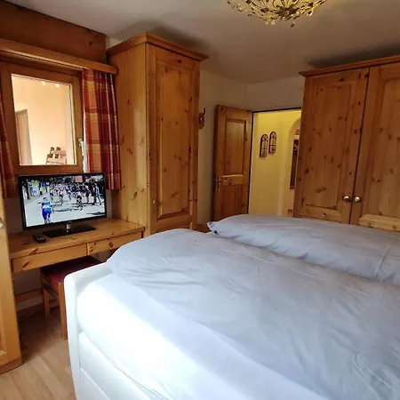 Chesa Bellaval, Haus Leivra 2 1 2-zimmerwohnung شقة *