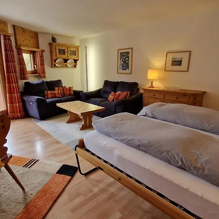 Chesa Bellaval, Haus Leivra 2 1 2-zimmerwohnung Apartment *