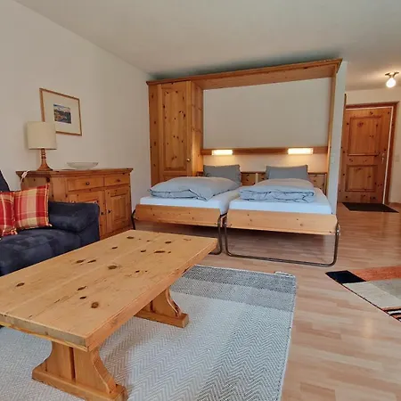 Chesa Bellaval, Haus Leivra 2 1 2-zimmerwohnung شقة سيلفابلانا