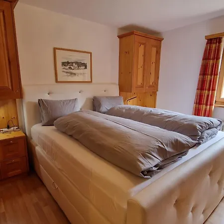 Chesa Bellaval, Haus Leivra 2 1 2-zimmerwohnung سيلفابلانا