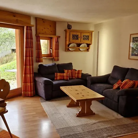 Chesa Bellaval, Haus Leivra 2 1 2-zimmerwohnung